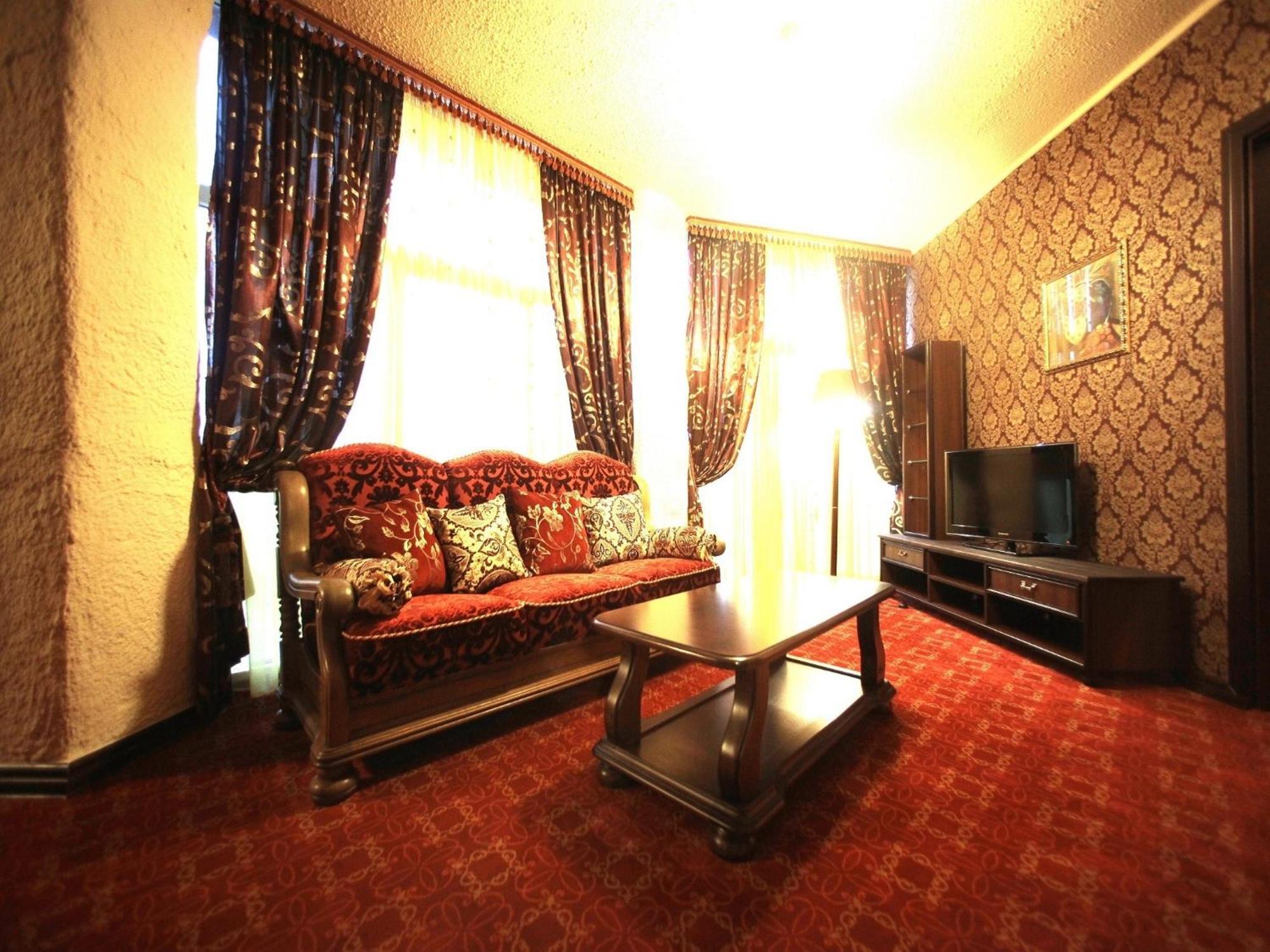 Hotel Kilikiya Uzhhorod Bilik gambar
