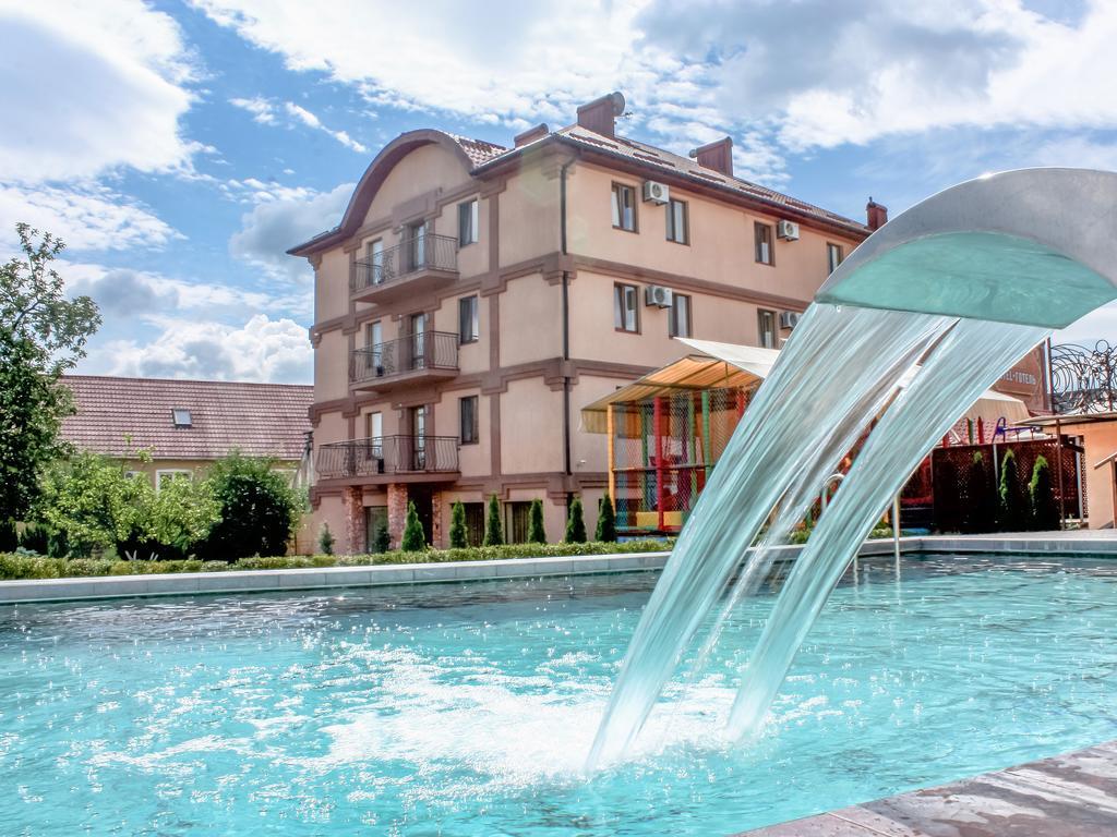 Hotel Kilikiya Uzhhorod Luaran gambar