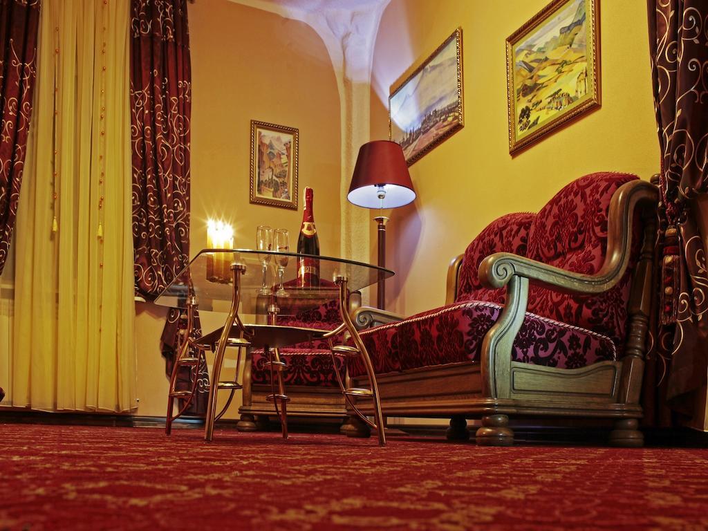 Hotel Kilikiya Uzhhorod Luaran gambar